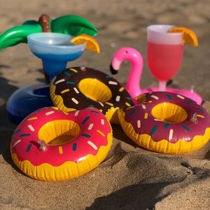 Pool & Beach Drink Floats for the family‼️